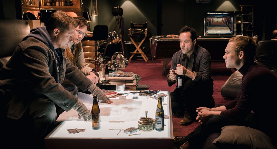 Vier gegen die Bank - Filmkritik & Trailer