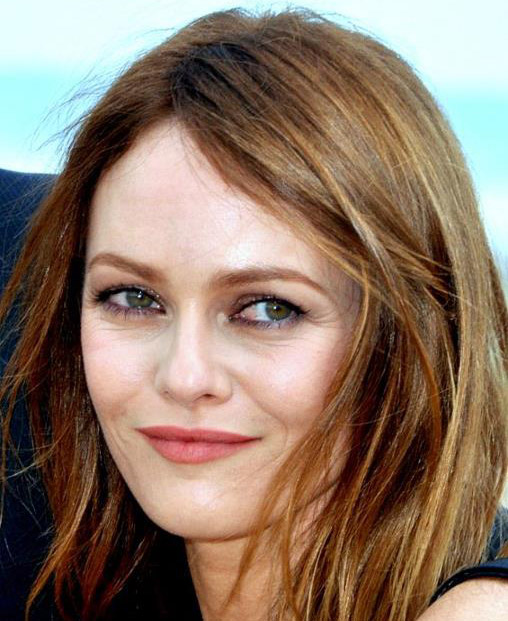 vanessa-paradis-ajoure-men