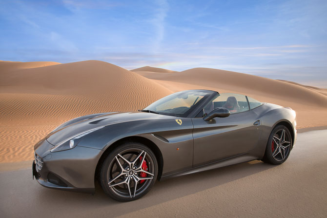 Ferrari California T grau