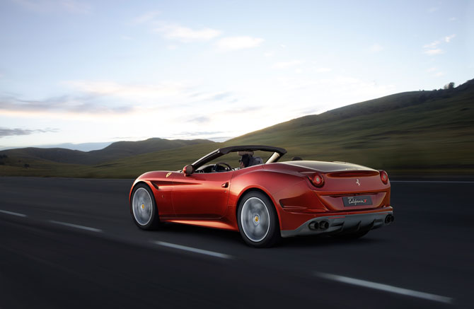 Ferrari California T  Seitenansicht