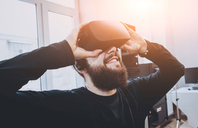 Virtual Reality Brille