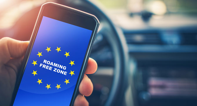 AdobeStock_158471150-Tomasz-Zajda- Web EU - Roaming