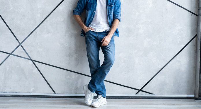 Die coolsten Jeans-Trends für Männer 2021