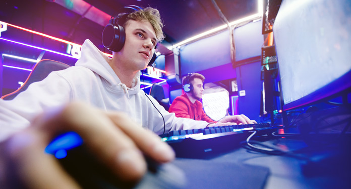 Erfolg im E-Sport: So bleiben Profi-Gamer vor dem Bildschirm fit