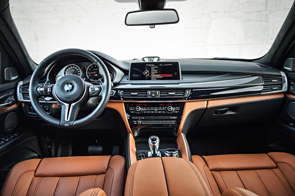 BMW X6M Innenraum