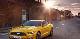 Ford Mustang - Einmal Flügel zum Nachrüsten bitte!