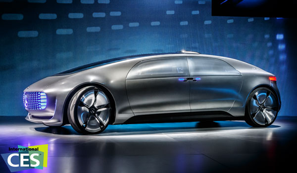 Mercedes F 015 auf der CES 2015